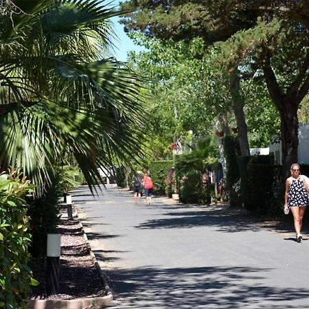 Camping Les Salisses - Maeva Vias Ngoại thất bức ảnh