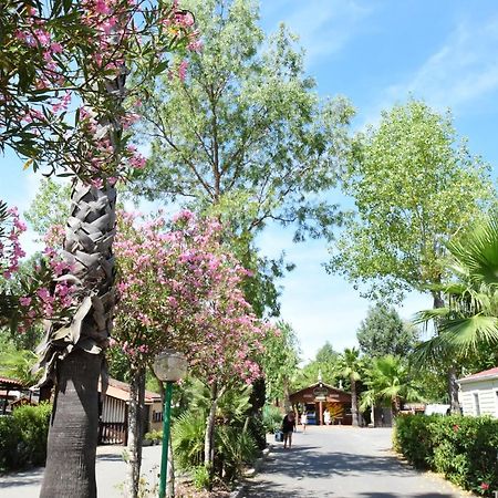 Camping Les Salisses - Maeva Vias Ngoại thất bức ảnh
