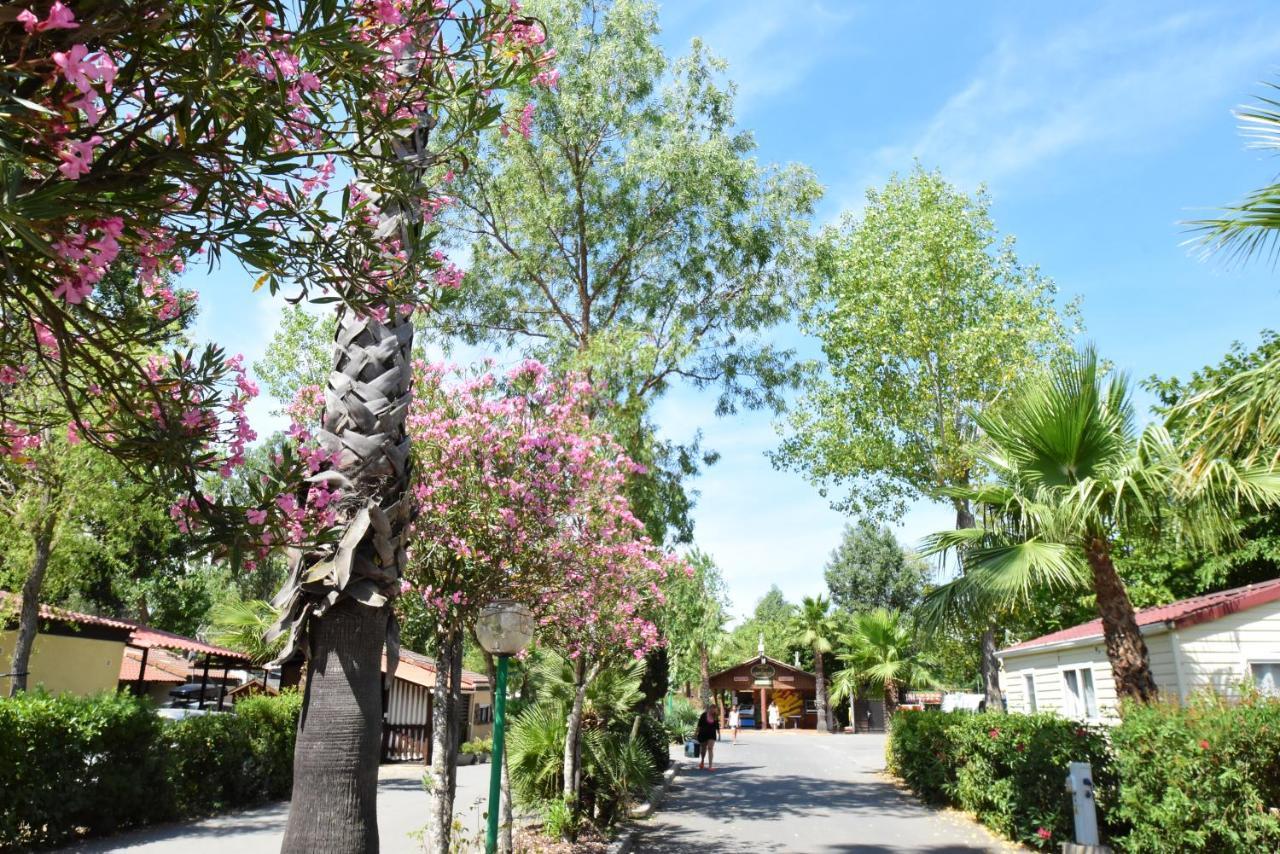 Camping Les Salisses - Maeva Vias Ngoại thất bức ảnh